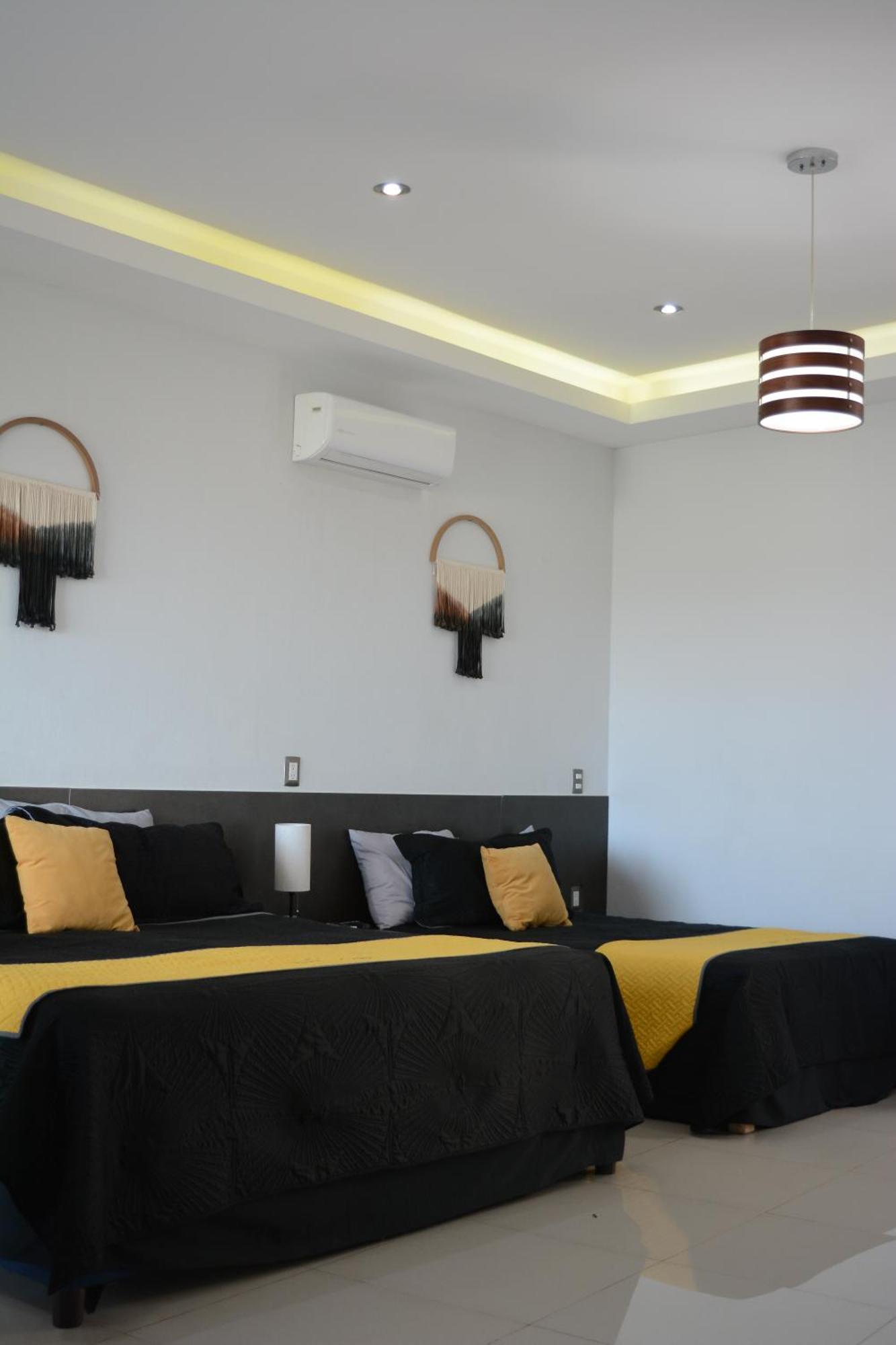 Suites La Gloria Alojamiento Independiente Tepatitlán de Morelos Exterior foto