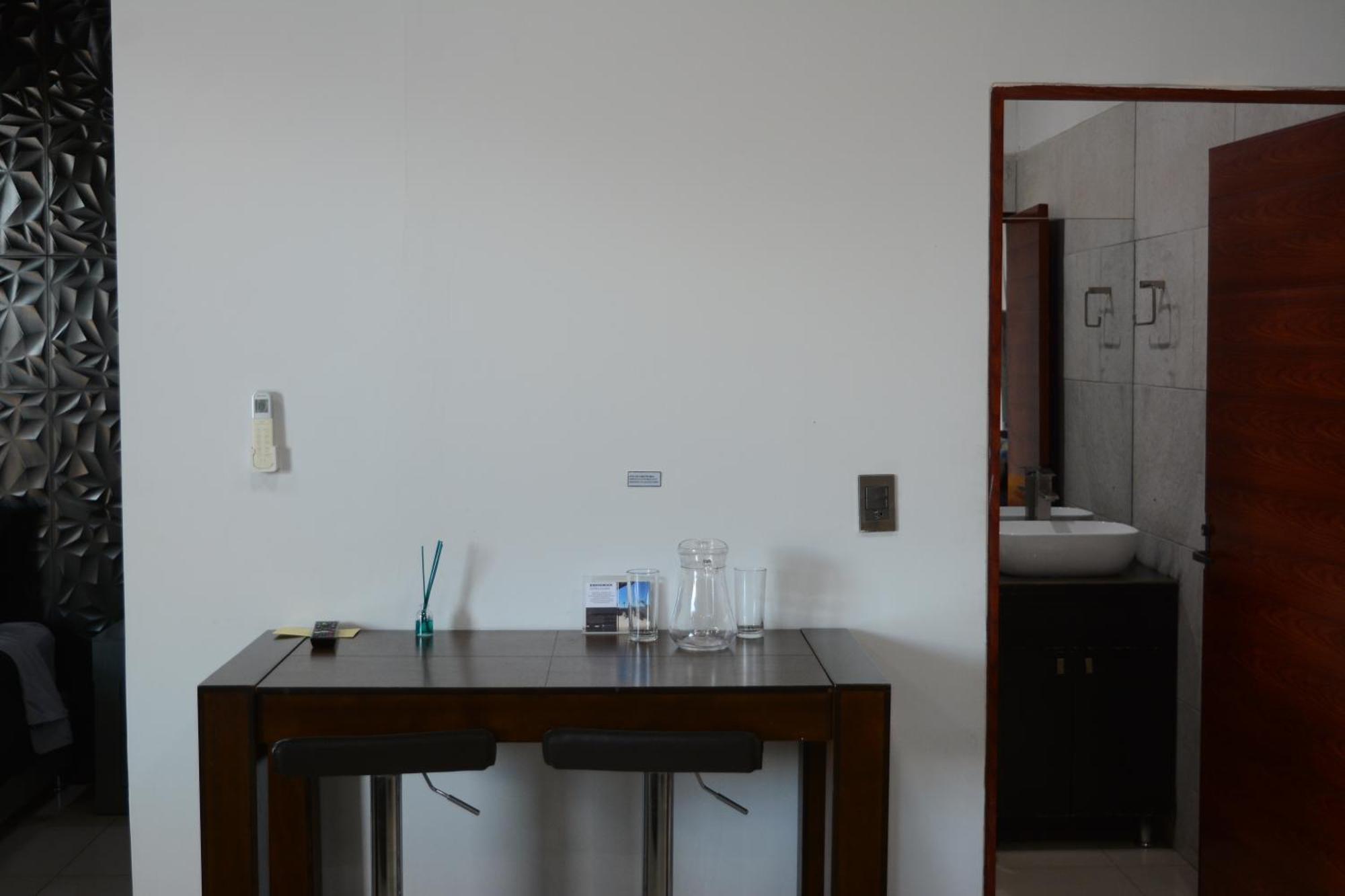 Suites La Gloria Alojamiento Independiente Tepatitlán de Morelos Exterior foto